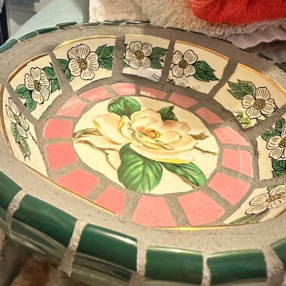 Rare find… currier & Ives underglaze print by Royal.  “Barley Winter” - Picture 2 of 3